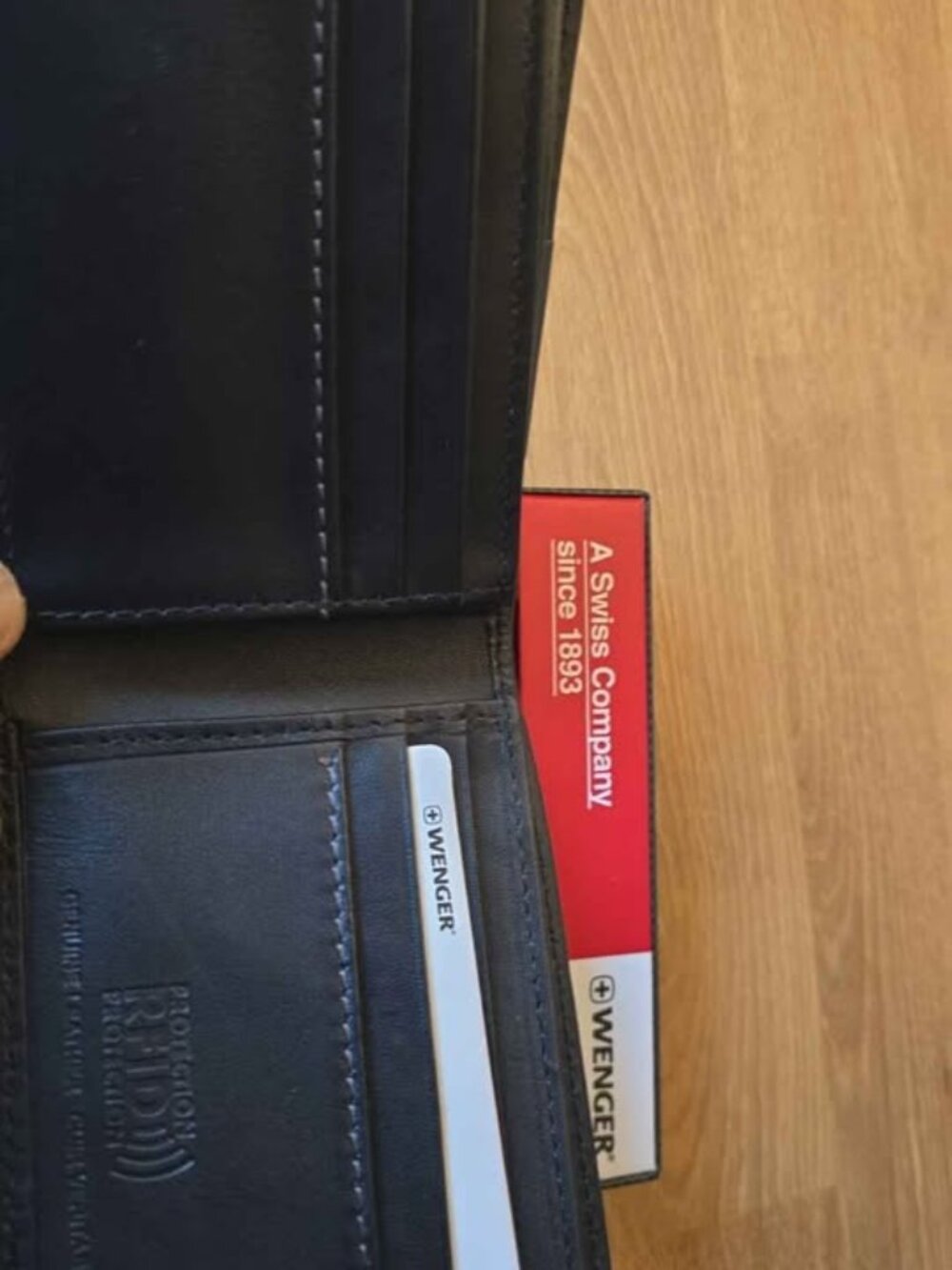 WENGER Wallet - Picture 2 of 4